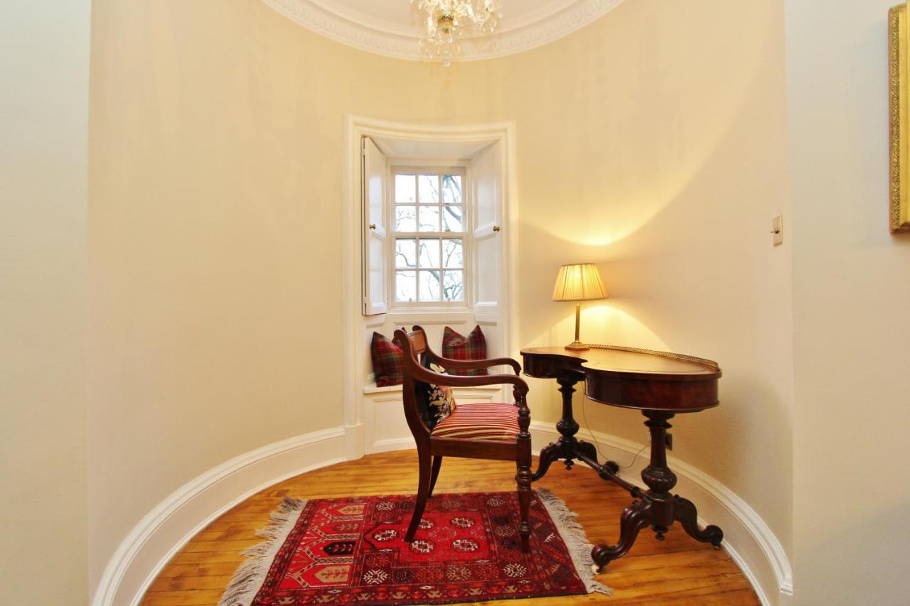 Ramsay Garden - Spacious 3-Bedroom Apartment Next To Edinburgh Castle Εξωτερικό φωτογραφία